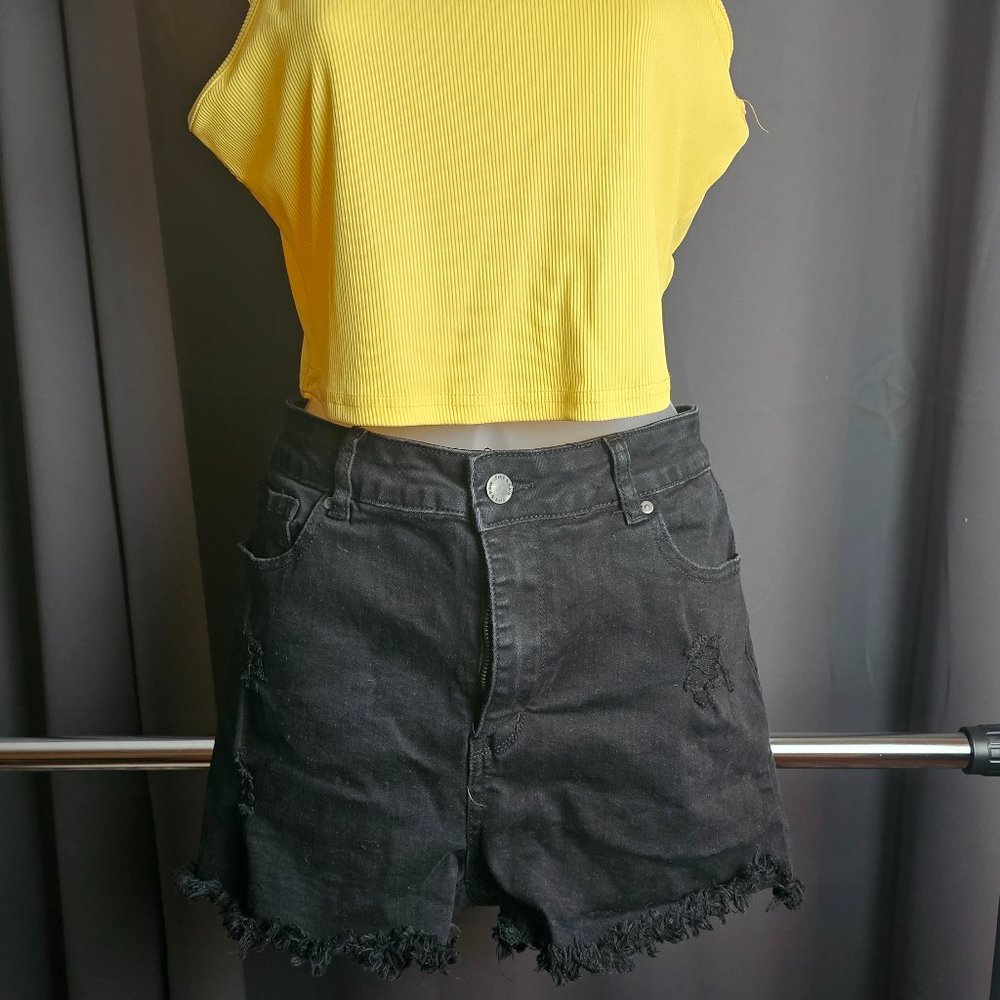Fire & Rain Distressed Black Shorts